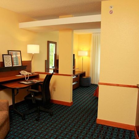 Fairfield Inn & Suites Traverse City Exterior photo