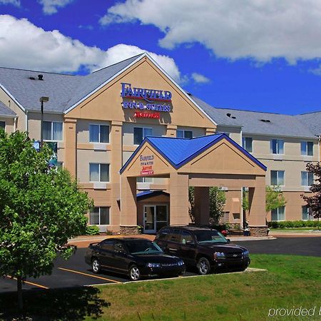 Fairfield Inn & Suites Traverse City Exterior photo